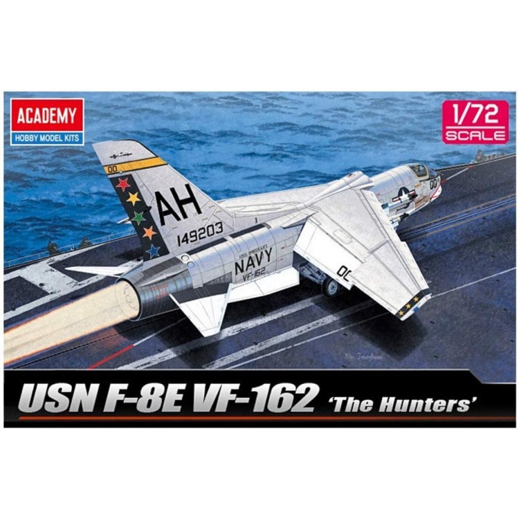 Academy 1:72 F8E Crusader 'The Hunters'